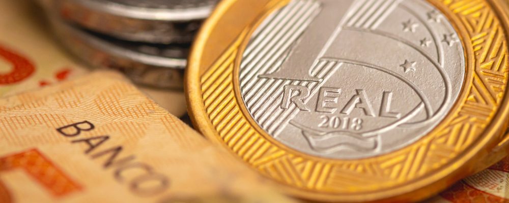 1 real brazilian currency macro photography concept brazilian finance economy